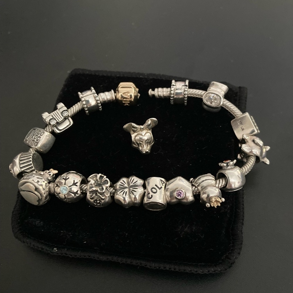 Pandora Minnie  Mouse Charm
